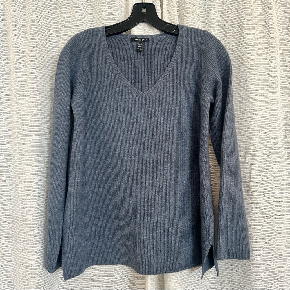 NWOT! Eileen Fisher Italian Cashmere V-Neck Sweater in “eclipse” - Picture 9 of 15